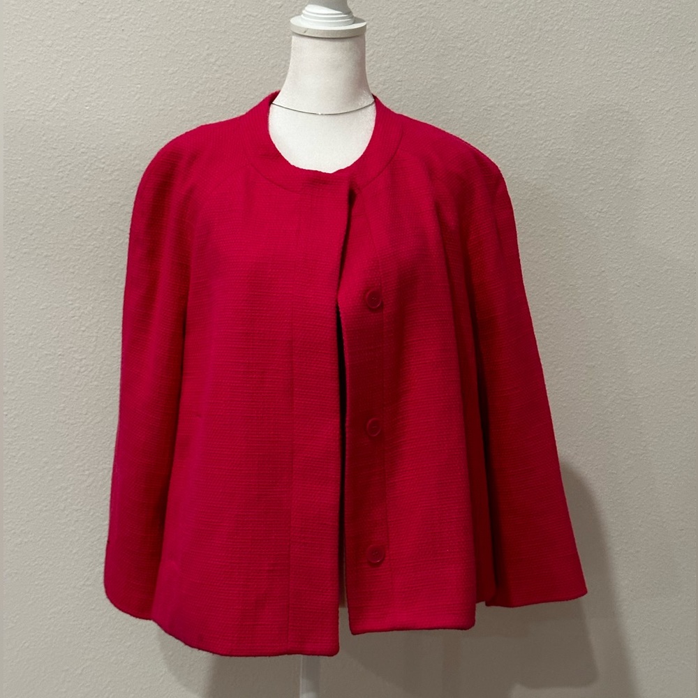 Beautiful blazers 
Size: Petite XL and XL 
Great condition
